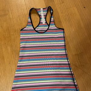 4/$20 Lululemon Size 4 Razorback Tank Top